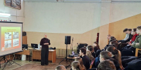 Автор изображений и источник: ДЛЭЦ - Межпоселенческая ЦБС